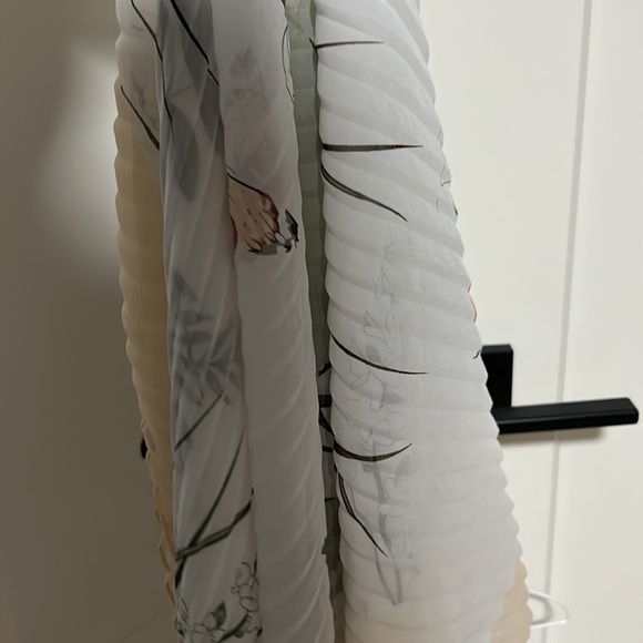 Floral Sheer Scarf - Picture 2 of 3